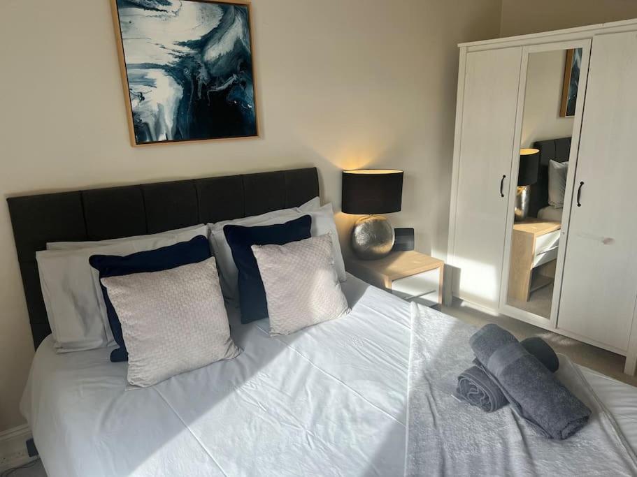 Beautiful Traditional Flat In The Center Of Largs. 외부 사진